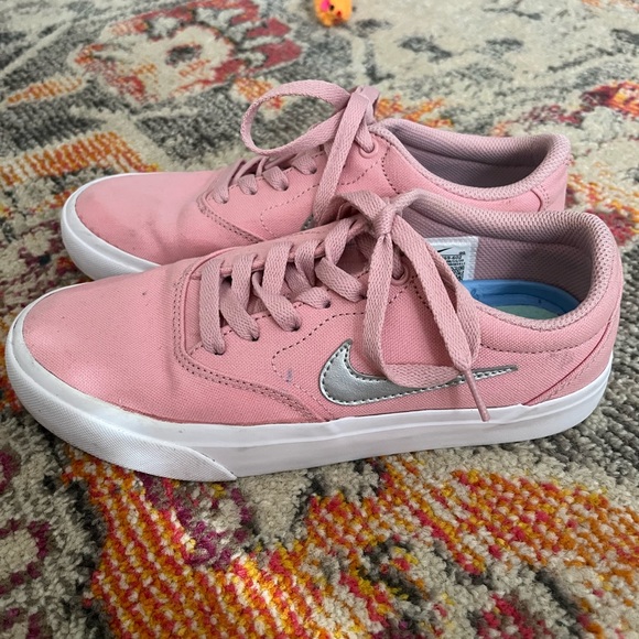 Nike SB - Picture 2 of 3